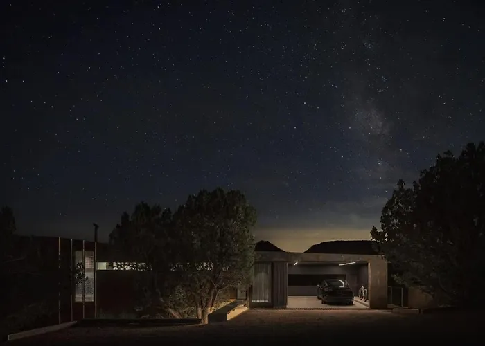 Telescope House With 360 Desert Views For Family